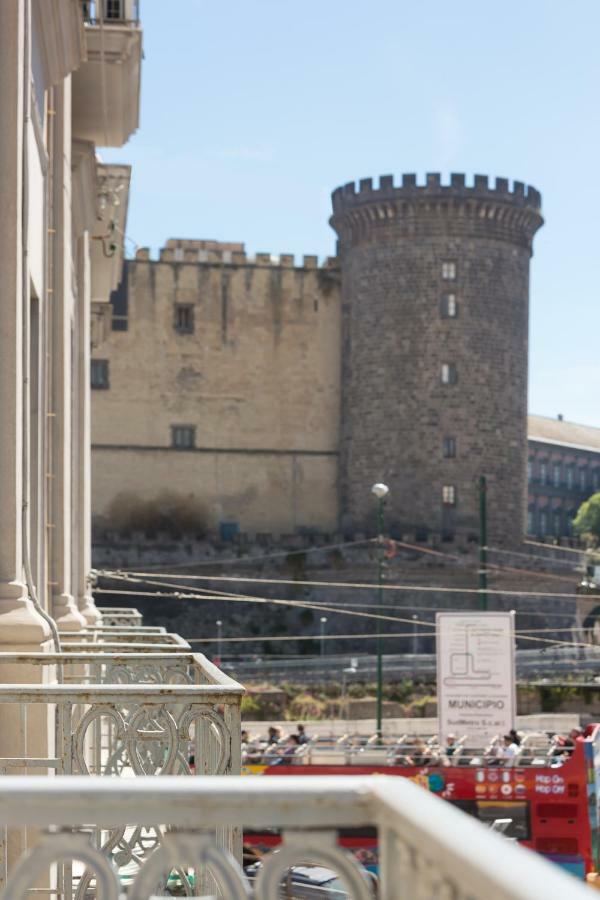 Dioniso'S Luxury Apartments Municipio Napoli Exterior foto